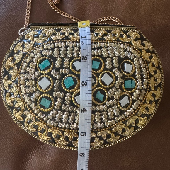 NEW Ramla Handmade Gold Embellished Clutch - Picture 9 of 10